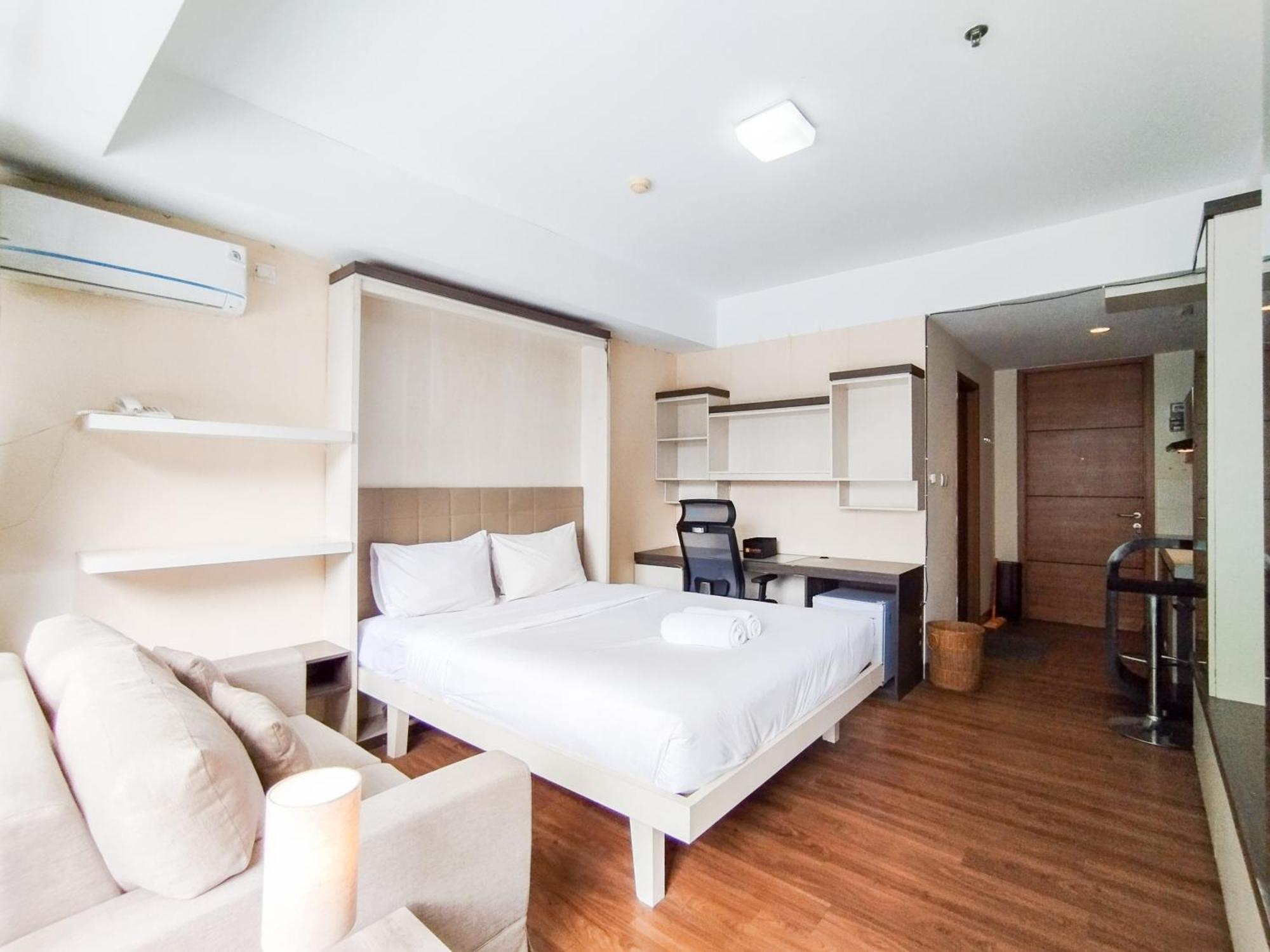 Simply And Comfy Studio Room Apartment Beverly Dago By Travelio Bandung Ngoại thất bức ảnh