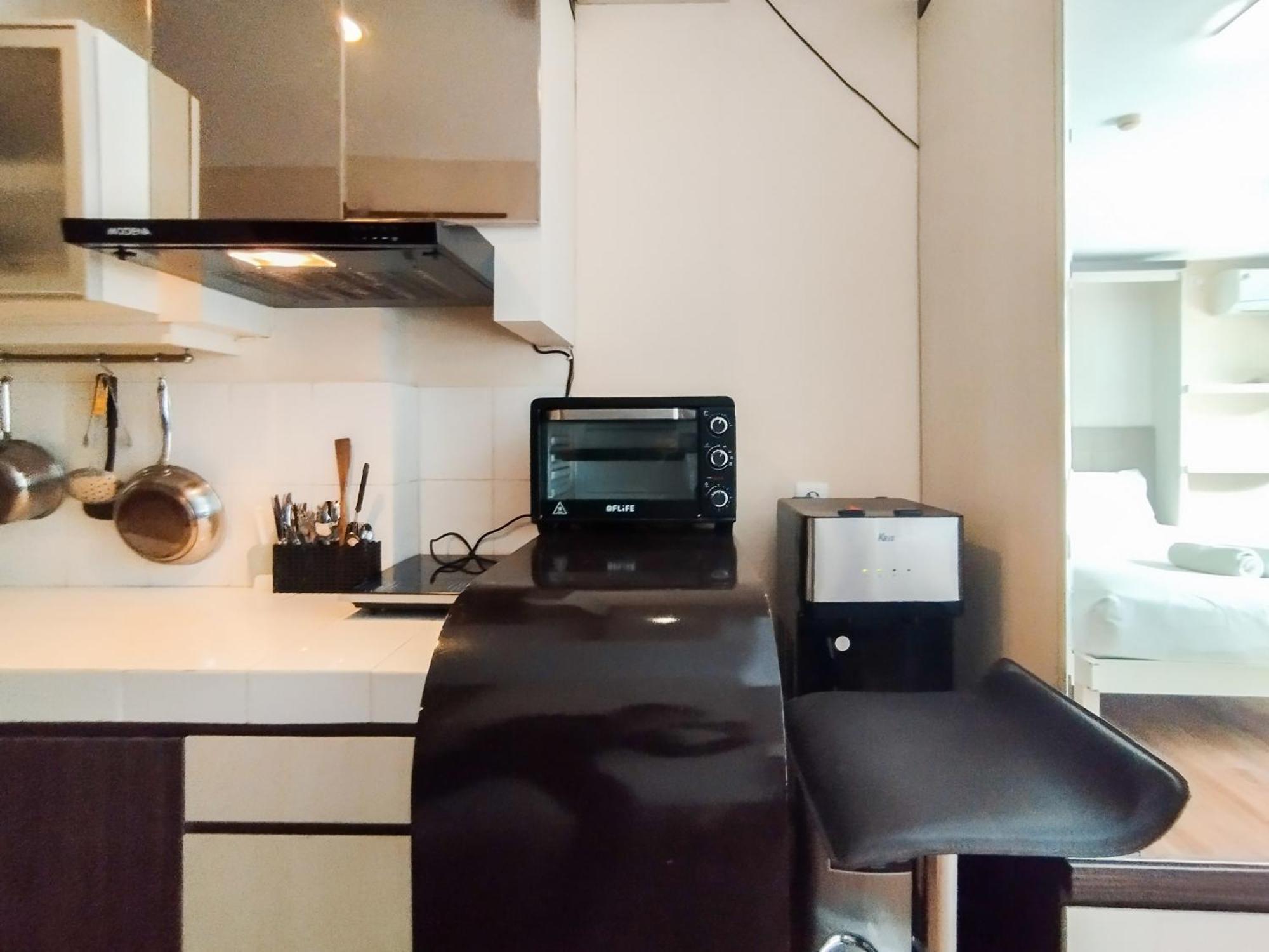 Simply And Comfy Studio Room Apartment Beverly Dago By Travelio Bandung Ngoại thất bức ảnh