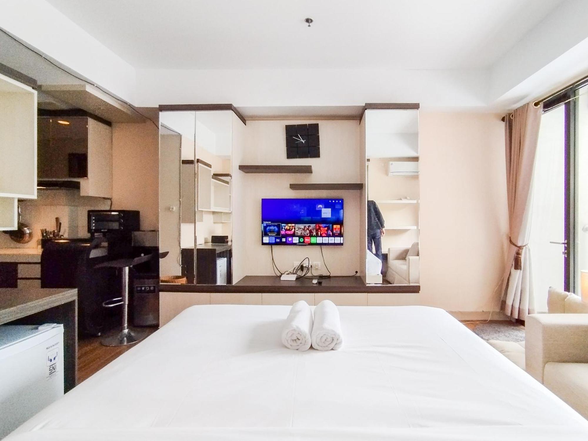 Simply And Comfy Studio Room Apartment Beverly Dago By Travelio Bandung Ngoại thất bức ảnh